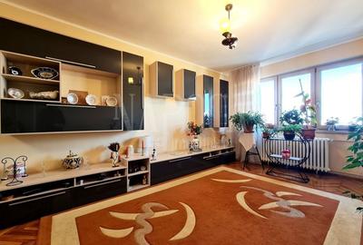 Apartament cu 3 camere decomandat în Central - 3