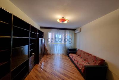 Apartament cu 3 camere decomandat, mobilat în Apărătorii Patriei