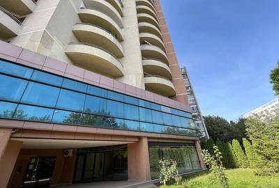 Spațiu comercial, de 620 mp, în Titan - 1