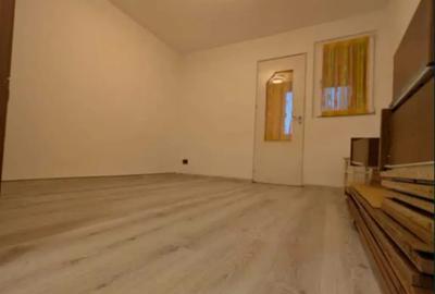 Garsonieră semidecomandată, mobilată în Tractorul - 7