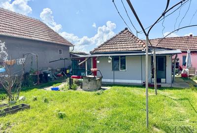 Casa de vanzare, curte comuna, zona Cal. Clujului