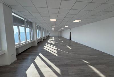 Spatiu de birou 200mp , et 9/10 dotat cu lift , langa metroul Dimitrie Leonida - 4