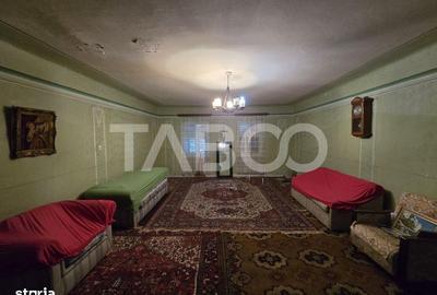 Casă cu 4 camere cu Teren 300 Mp în Roșia - 11