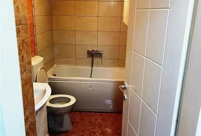 Apartament cu 2 camere decomandat în Vitan