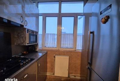 Apartament cu 3 camere decomandat în Central - 1
