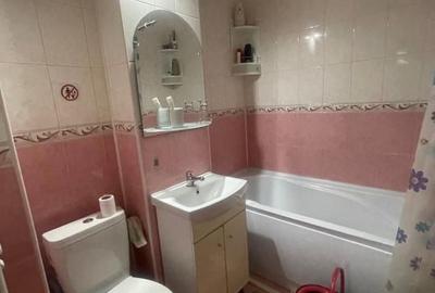 Apartament cu 3 camere decomandat în Craiovița Nouă - 7