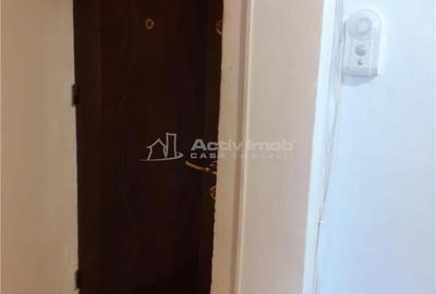 Apartament cu 2 camere semidecomandat în Micro III - 9