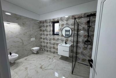 Apartament cu 3 camere decomandat în Glâmbocu - 2