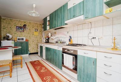 Casă cu 6 camere cu Teren 451 Mp în Galata - 8