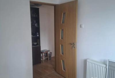 Casă cu 5 camere cu Teren 132 Mp în Central - 8