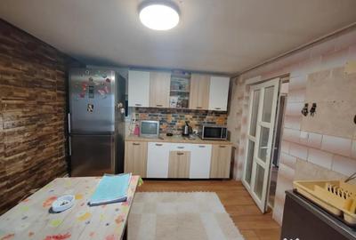 Casă cu 3 camere cu Teren 2259 Mp în Filipeștii de Târg - 9