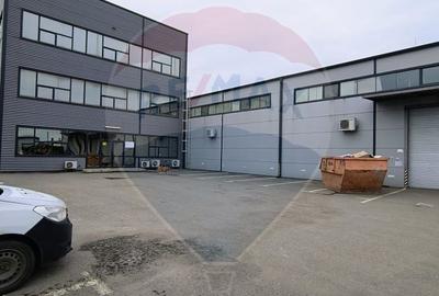 Spațiu industrial, de 2,074 mp, în Central - 8