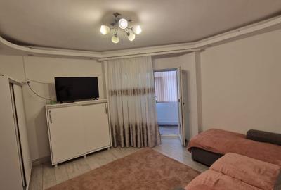 Apartament 2 camere, semidecomandat, 50mp, 1 mai, zona Confectii - 1