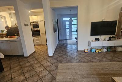 Paradisul Verde, vila cocheta, amplasata in zona cea mai buna a complexului. - 4