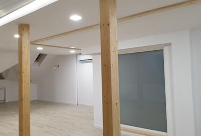 Apartament cu 6 camere în Capitale - 4