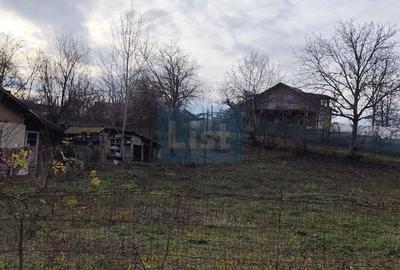 Teren Construcții intravilan de 1061 mp, în Băicoi - 2