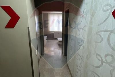 Spațiu comercial, de 42.369998931885 mp, în Policlinica - 7