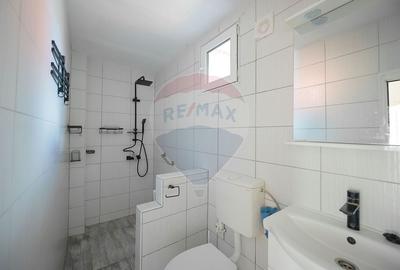 Casa cu 4 camere de vanzare  si teren 4063 mp, in Ineu, Bihor - 4
