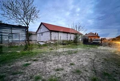 Casă cu 10 camere cu Teren 785 Mp în Central - 17