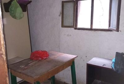 Casă cu 3 camere cu Teren 1420 Mp în Central - 5