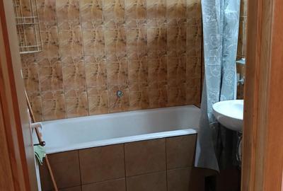 Inchiriez apartament 2 camere - 2