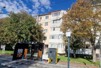 Apartament cu 3 camere decomandat în Central - 3