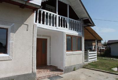 Casă cu 2 camere în Bradu - 3
