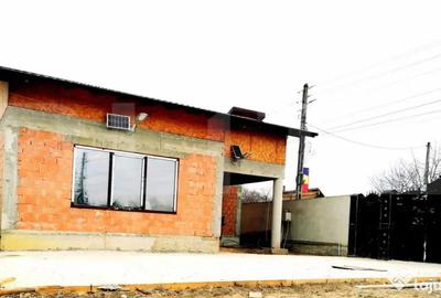 Casă cu 7 camere cu Teren 1600 Mp în Bâra - 5