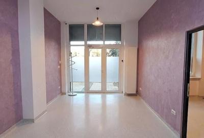 Spațiu comercial, de 200 mp, în Ultracentral