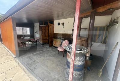 Casă cu 4 camere cu Teren 1692 Mp în Lunca (Voinești) - 4