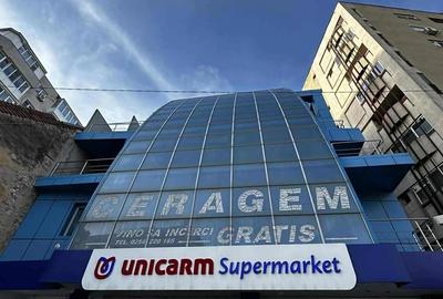 Spațiu comercial, de 300 mp, în Central