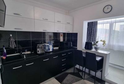 Garsonieră decomandată în Central - 2