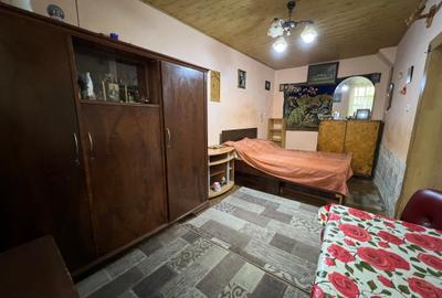 Casă cu 2 camere cu Canalizare în Central - 4