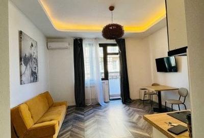 Apartament cu 2 camere, mobilat în Universitate - 1