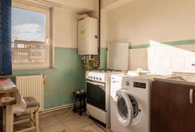 Garsonieră decomandată, mobilată în Trocadero - 3