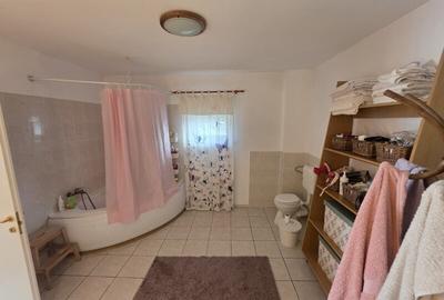 Casă cu 9 camere cu Garaj în Dristor - 5