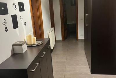 Apartament cu 3 camere decomandat în Popoveni - 1