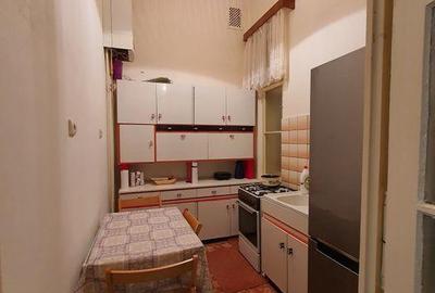 Oferim spre vanzare garsoniera in zona Piata Victoriei - 1