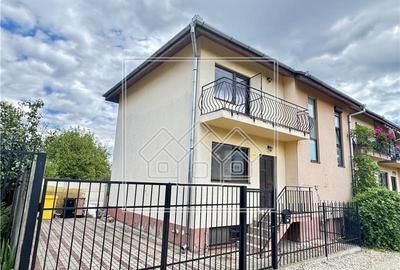 Casa de vanzare in Sibiu - 155 mp utili, finisata la cheie - zona buna - 32