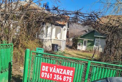 Casă cu 4 camere în Izvoarele - 3