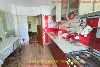 NOU PE PIA?A !!! Apartament 4 Camere ULTRACENTRAL Confort 1 Decomandat Etaj 2 Liber 98 Mp. - 2