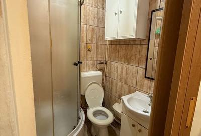 Garsonieră decomandată în Central - 7