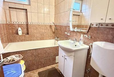Apartament cu 2 camere decomandat în 7 Noiembrie