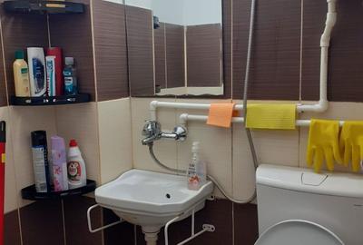 Garsonieră în Micro 19