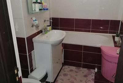 Garsonieră decomandată în Tilișca - 3