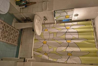 Apartament cu 3 camere semidecomandat în Central - 7