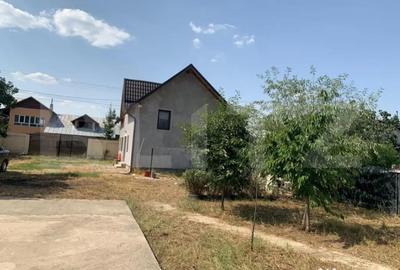 Casă cu 3 camere cu Teren 534 Mp în Central - 11