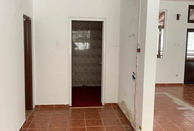 Spa?iu comercial de inchiriat - 3