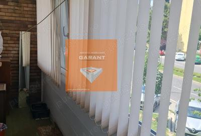Apartament 2 camere, Calea Bucuresti, etaj 1,liber, 2 balcoane. - 2