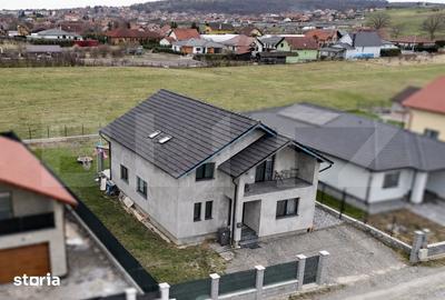 Casă cu 5 camere cu Teren 600 Mp în Central - 7